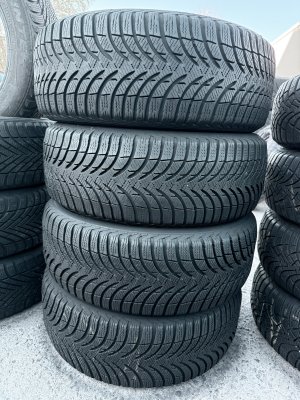 Michelin Alpin A4 205/55 16