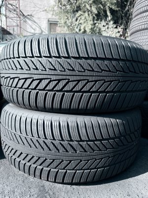 Hankook winter Ion Icept SUV 255/50 19
