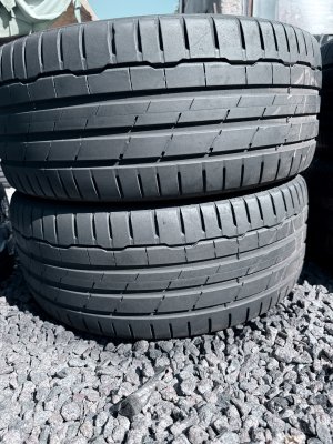 Hankook S1 Evo2 235/45 18