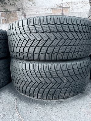 Michelin X-ice Snow 255/45 20