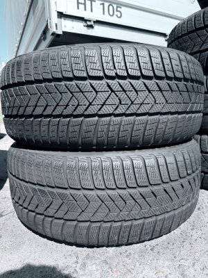 Pirelli Sottozero 3 235/45 20