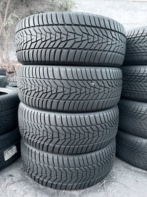 Hankook Icept Evo 3 235/45 20