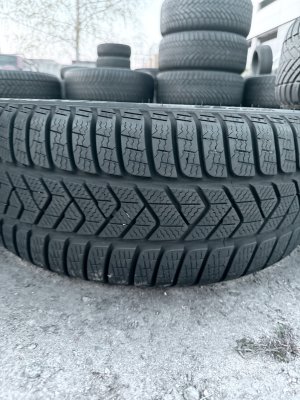 Pirelli Sottozero 3 205/50 17