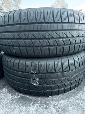 Hankook IceBear w300 235/60 16