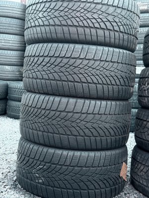 Dunlop SP Winter Sport 4D Шумка 275/30 21