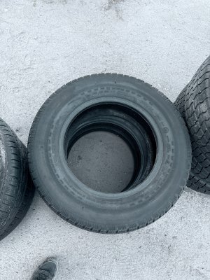 Bridgestone Blizzak 235/65 16