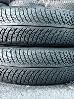 Michelin Pilot Alpin 5 215/65 17