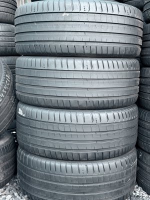Michelin Pilot Sport 5 235/45 18