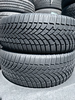 Bridgestone Blizzak 235/60 18