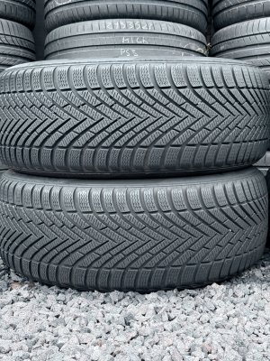 Pirelli Winter Powercy 235/55 19
