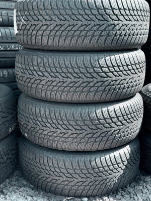 Nokian SnowProof RSC 205/55 16
