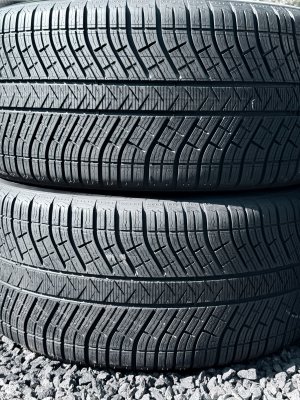 Michelin Pilot Alpin 5 SUV 295/40 20