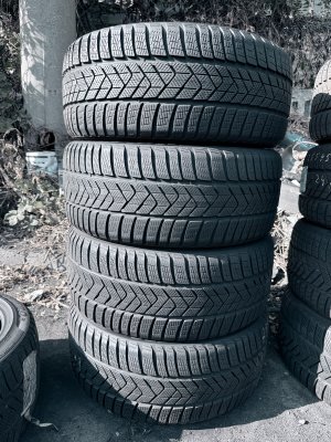 Pirelli Sottozero 3 235/40 19
