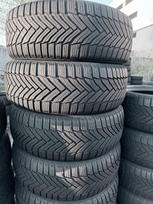 Michelin Alpin 6 215/55 17
