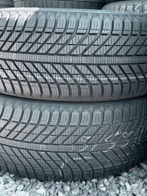 Goodyear Vector 4 Seasons 235/55 17