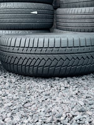 Continental TS850P SUV 235/55 19