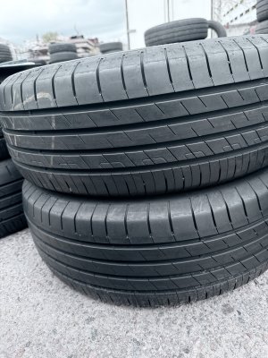 Goodyear Efficient Grip 215/60 17