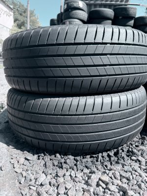 Bridgestone Turanza T005 215/60 17