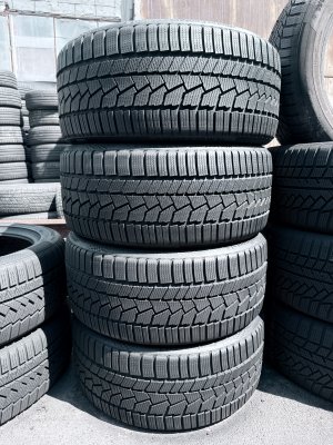 Continental TS860S 235/35 20