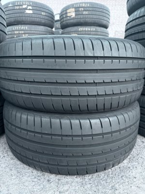 Goodyear Effecient Grip Perfomance 215/55 18