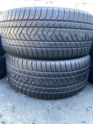 Pirelli Scorpion Winter 285/40 20