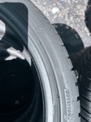Goodyear Ultragrip Perfomance+ 235/40 19