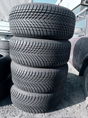 Goodyear Perfomance 3 255/45 19