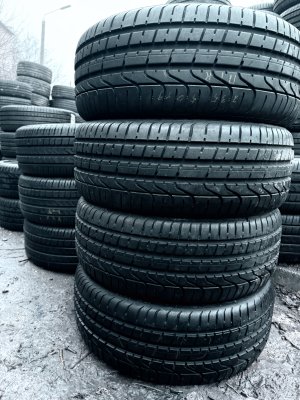 Pirelli Pzero 235/50 19