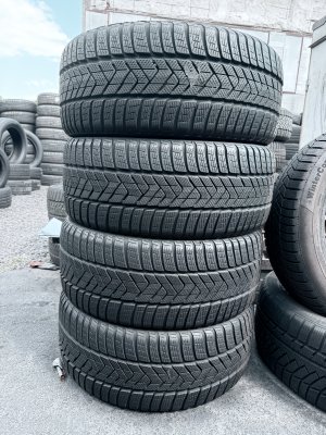 Pirelli Sottozero 3 235/35 20