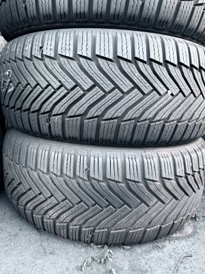 Michelin Alpin 6 215/50 17