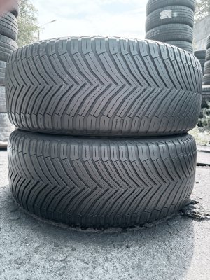 Michelin Crossclimate 2 235/50 19
