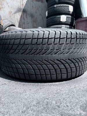 Michelin Latitude Alpin LA2 275/45 20