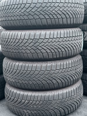 Bridgestone Blizzak LM005 205/60 16
