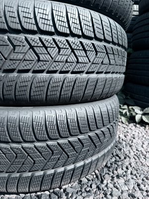 Pirelli Scorpion Winter 245/50 20
